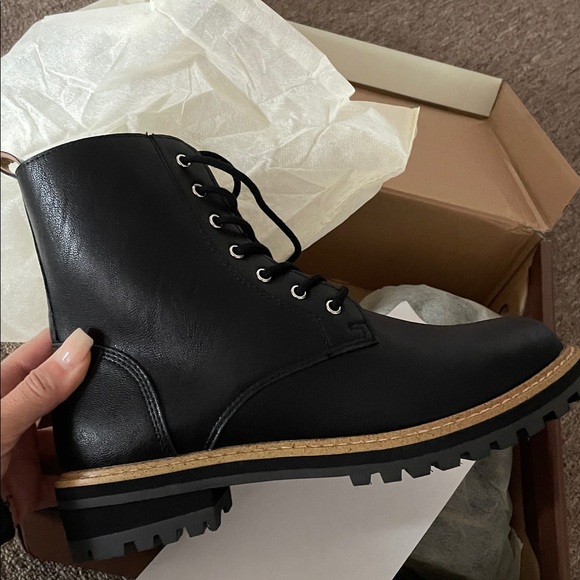Vici Collection Shoes - Brycen, Vici Collection, Faux Leather Lace Up Boot Vici Collection NWT size 7.5